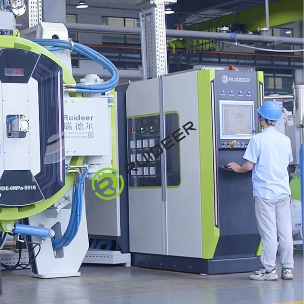 Forno di brasatura a vuoto ad alta temperatura 1550C per sistema a cinque fili a tre fasi